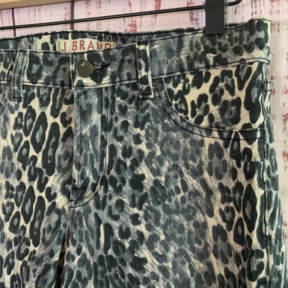 Snow Leopard Denim Leggings  { J Brand } - Picture 6 of 12